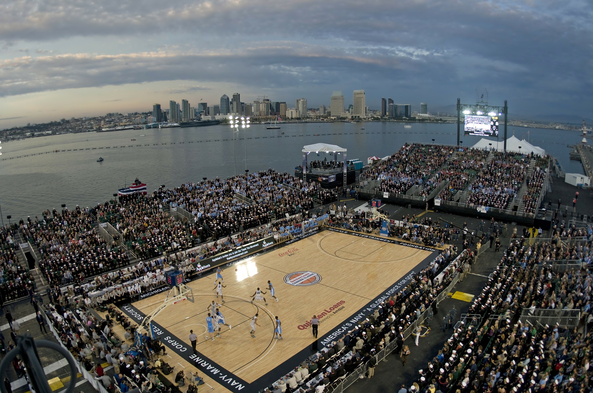 Basket universitaire (NCAA) pourquoi est-il si populaire aux USA?